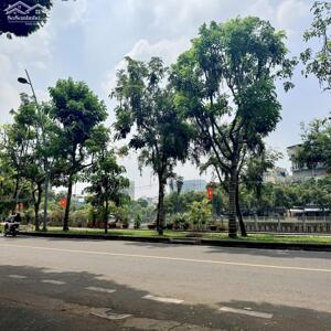 VIEW BỜ KÈ CÁCH NHÀ 30M, GIỮA LÒNG QUẬN 3 CHỈ 6 TỶ CÓ NGAY NHÀ 35M2, 4 TẦNG.