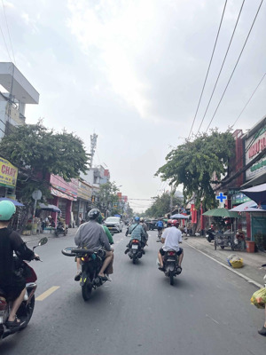 nhà lô góc 2 mặt hẻm xe hơi hiệp bình chánh 64m2 4pn hoàn công chỉ 4 tỷ gần gigamall phạm văn đồng