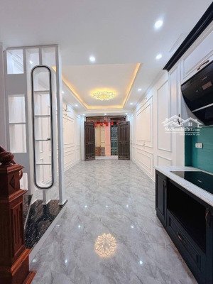bán nhà riêng trần khát chân 30m2 xây 5 tầng mới đẹp sát ngã3 lò đúc thông sang hồ thanh nhàn