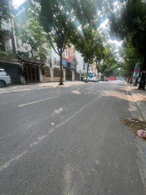 liền kề - mặt phố trịnh văn bô - 24 tỷ - 120m2, 5 tầng, mt 5m, 2 thoáng, 3 ôtô tránh, kd, văn phòng