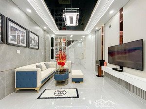 siêu phẩm cực hiếm 48 m2, 3 mặt thoáng hẻm xe hơi khu trung tâm q11 chỉ nhỉnh 7 tỷ