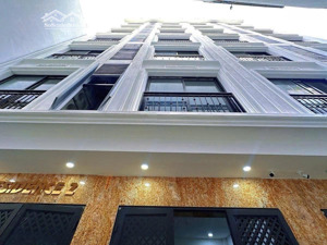 bán toà cmnn cầu giấy 8 tầng thang máy, 100m2 mặt tiền 8m, 35 phòng khép kín đủ đồ,thu 220tr/tháng