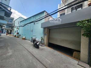 nhà mới 3 tầng - xe hơi ngủ nhà - 82m2 nở hậu tài lộc - hẻm xe hơi tránh - kdc hiện hữu - hxh thông