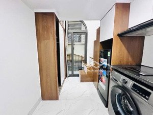 siêu phẩm nhà dòng tiền mỹ đình 4 tầng -- 55m -- doanh thu 35tr/tháng -- đầu tư cực tốt