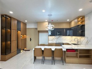 cho thuê căn hộ 2 phòng ngủ full gỗ hiện đại chỉ với 15 triệu tại chung cư sentosa sky park