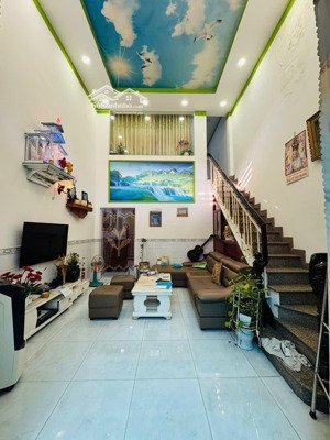 bán nhà lạc long quân, phường 10, tb, dt 58m, 2 tầng, chỉ 5.2 tỷ, 3pn