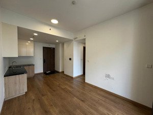 cần bán căn hộ 60m2 -2pn1wc bàn giao 2023 nhà mới, hướng nam mát mẻ. giá 4 tỷ 150