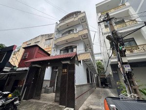 bán nhà góc 2 mặt hẻm đang khai thác chdv thu nhập 50tr/tháng