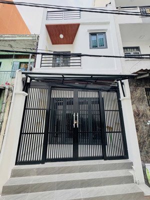 hẻm 4m cách 10m ra xe hơi nguyễn văn yến - tân phú!