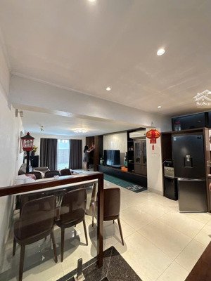 biệt thự liền kề lô góc 3mặt thoáng vinhomes riverside2 nguyệt quế 176m2 4tầng mt8m 57tỷ long biên