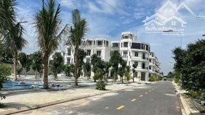 bán nhà 1 trệt 3 lầu full nội thất
có 7 phòng đang cho thuê 20 tr/ tháng vị trí: khu điền thuận