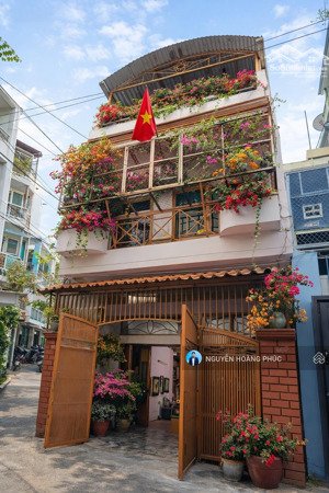 bán nhà hẻm xe hơi đường trần nhân tôn quận 10, dt: 4x20m, cn:68m2, gồm 3 tầng, chỉ: 9.8 tỷ