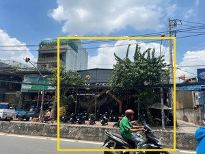 cho thuê nhà góc 2mt phan văn hớn, dt: 15m x 25m, quận 12