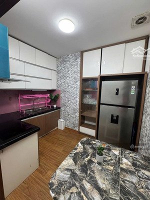 cho thuê nhà ngõ khâm thiên - đống đa - hn. dt 45m 4 tầng 4 pn full nội thất đẹp