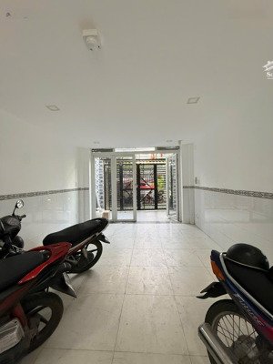 bán chdv 566/nguyễn thái sơn, p.5, gò vấp; 4 (nh: 5,5m) x 15,3m, giá 13 tỷ.