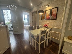 gia đình bán căn 2 ngủ 63.5m2 tòa eco city kđt việt hưng. để lại nội thất. gía 4 tỷ. lh: 