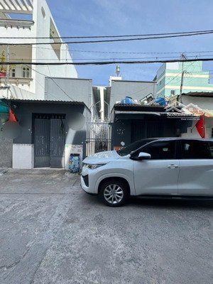 bán dãy trọ hồ văn long - bhh b (cũ) - dt: 8x16m, hẻm 6m. giá: 10 tỷ tl