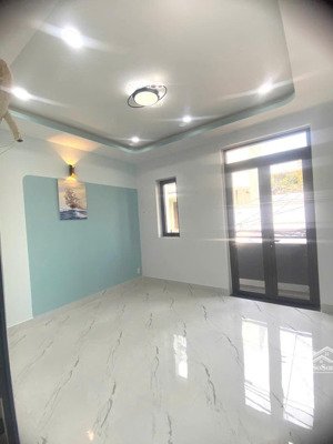 nhà hẻm xe hơi đường hương lộ 3 dt 4x14m đúc 1 trệt 2 lầu bán 6,9 tỷ