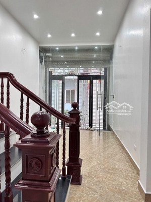 bán nr 36m2 giá cực chấtbán nr 36m2 giá cực chất 8,9 tỷ tại nguyễn khánh toàn, nghĩa đô, q.cầu giấy