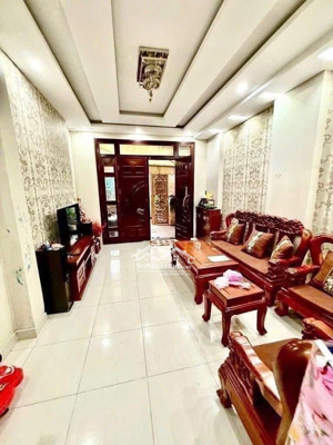 chỉ nhỉnh 7 tỷ bán nhà hẻm xe hơi 7m tân hương dt: 4,2x20m 2 tầng đúc btct 4pn lh 