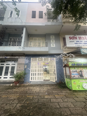 cần bán nhà chính chủ mặt tiền khu triều phát 1 trệt, 2 lầu