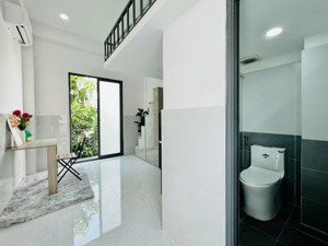 duplex bancol full nội thất nằm ngay luý bán bích - đầm sen - giáp q11
