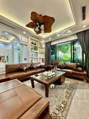 bán nhà trung tâm tây hồ - dt 220m mt 10m - gara ô tô kdvp ngõ thông vài bước ra hồ tây