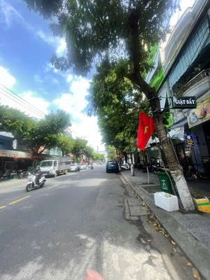 bán lô đất đường núi thành, ngay 5 trường đh lớn, đối lưng đường 2/9, sát xô viết nghệ tĩnh đà nẵng