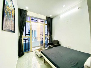 căn hộ 1 phòng ngủ,ban công- 45m2- máy giặt riêng ngay pullman, viện, catp đh vlu,hsu,khtn q1
