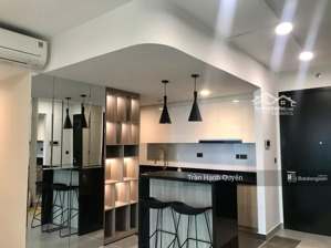 8.8 tỷ bao thuế phí - sở hữu 2pn cao cấp không gian bếp mở - kèm hd thuê - pháp lí sẵn sàng