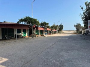 bán đất mặt đường lối ra biển phù hợp kinh doanh dịch vụ khách sạn nhà hàng, diện tích 108m2 869tr