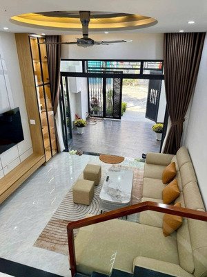 phan đăng lưu thuộc khu hoà cường - nhà 3 tầng hiện đại