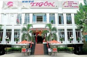 Cho thuê toà nhà (đang kd nhà hàng tiệc cưới) mặt tiền Hoàng Cầm (QL1K), p.Linh Xuân (Thủ Đức), Tp.HCM; 0903946739