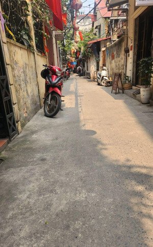 mảnh đất tuyệt đẹp tại vị trí kim mã quận ba đình đối diện vincom liễu giai khu vực ít bán