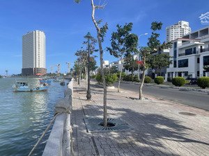 cho thuê căn góc biệt thự cồn tân lập view sông thích hợp kinh doanh.