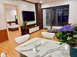 bán căn hộ 3pn 90m chung cư hồng hà ecocity . giá bán tốt nhất khu vực. lh 