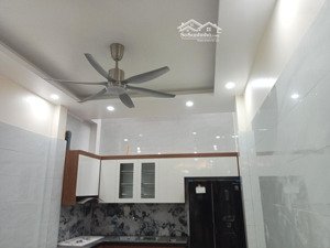 bán nhà khu vĩnh quỳnh diện tích 50m nhà thiết kế đẹp thuận tiện giao thông