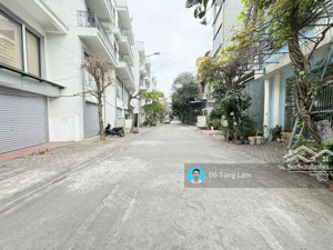 chủ ngộp - giảm sốc 113m2 nở hậu trâu quỳ - đối diện metropolitan - sổ đỏ sẵn công chứng