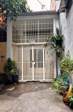 nhà cho thuê nguyên căn đường ngô bệ, gần sb - nhà ga t3, đối diện etown cộng hòa