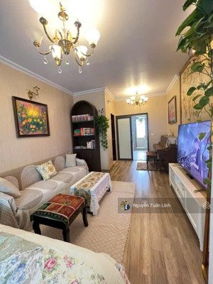 căn hộ 40m2 uy nỗ - tặng full nội thất sang xịn mịn - sẵn về ở