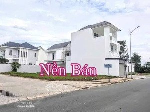 nền góc đối diện hồ cảnh quan kdc nam long cần thơ