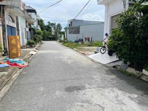 chủ gửi bán 100m2 hải thành 2b nay thuộc phường dương kinh - diện tích: 100m2 ngang 5m
- hướn