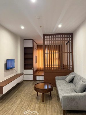 cho thuê căn studio tại vinhome smart city, giá 8tr, nhà full đồ, thời gian linh động, 1 - 6 tháng