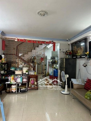 số lượng phòng nhiều cho gia đình nhiều người ở thoải mái - trong trung tâm quận 6 - chỉ nhỉnh 5 tỷ