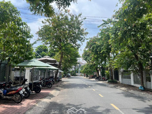 bán nhà mt khổng tử khu kiến thiết - hiệp phú. 4 x 20 = 80m2