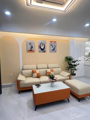 đường 5m thông ngay tỉnh lộ 10. dt 4x12. nhà 2 tầng mới - 3pn-2wc (có pn tầng trệt).