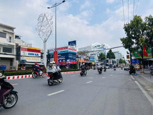 cho thuê tòa nhà 1 trệt 3 lầu mặt tiền mậu thân trung tâm tp cần thơ, ngang 9m