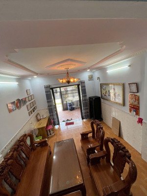 chủ ngộp thở - giảm gấp còn 2.3 tỷ! nhà lý thường kiệt, dĩ an, sổ riêng full thổ.
- diện tích 44 m2