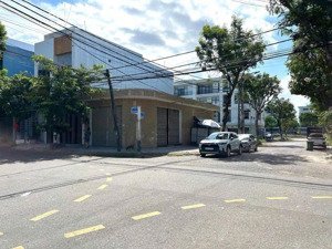 hàng hiếm liên chiểu nhà lô góc sau lưng đường nguyễn sinh sắc gần biển