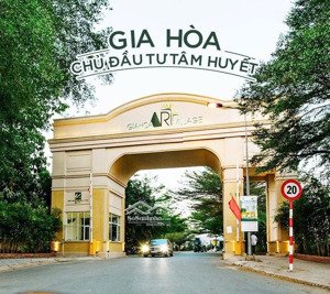 đất mặt tiền đường thanh nga kdc gia hòa, đối diện công viên và chung cư.
